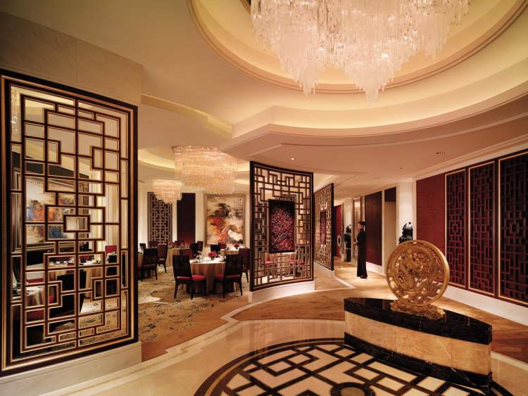 The family is full of Qifu Restaurant