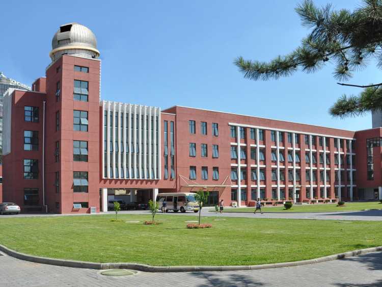 The High School Affiliated to Tsinghua University
