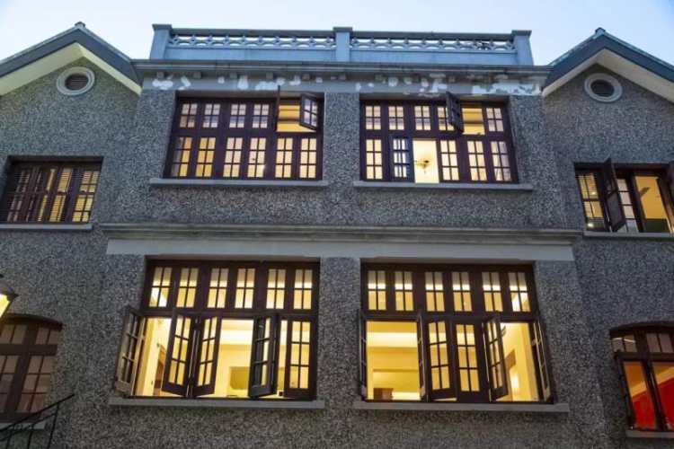 Sinan Bookstore
