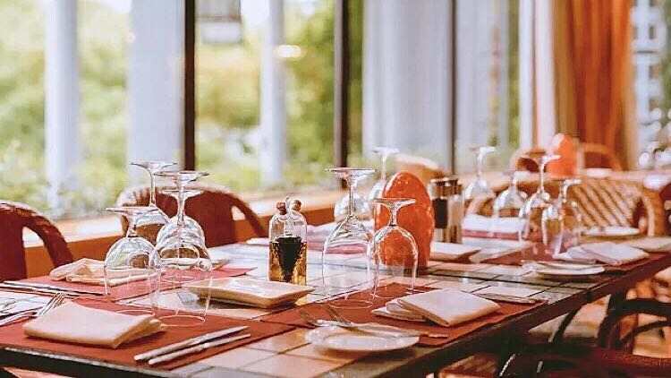 Shangri-La Hotel, Hangzhou - Babineaux