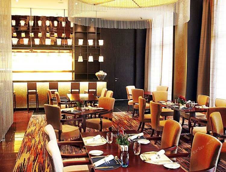Sofitel Suning Zhongshan Golf Hotel Jin Kitchen Buffet Restaurant