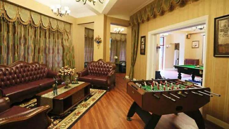 Play bar