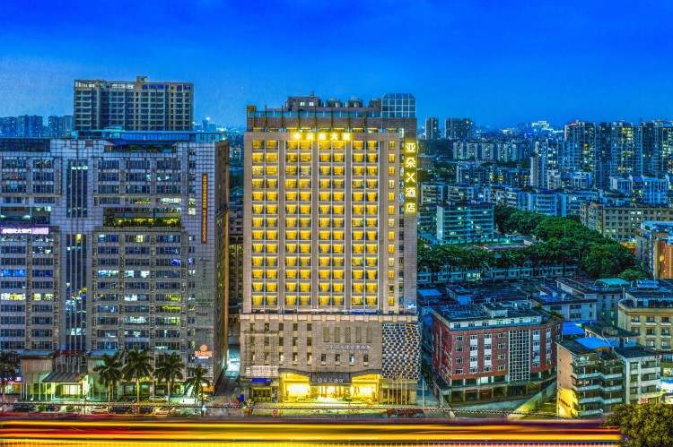 Buckingham Palace KTV nightclub in Baiyun District