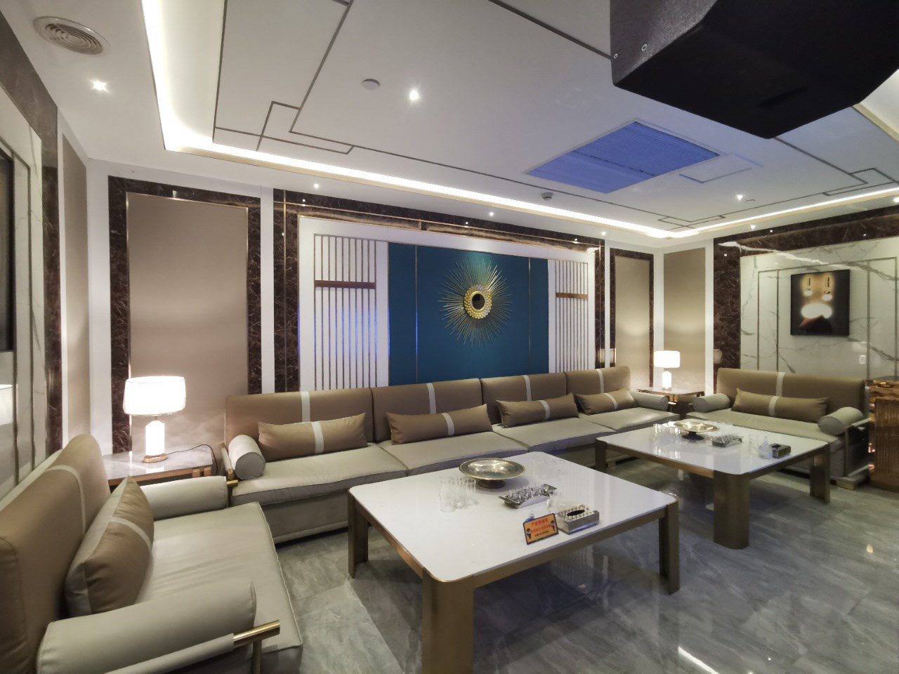 Yichun KTV nightclub consumption