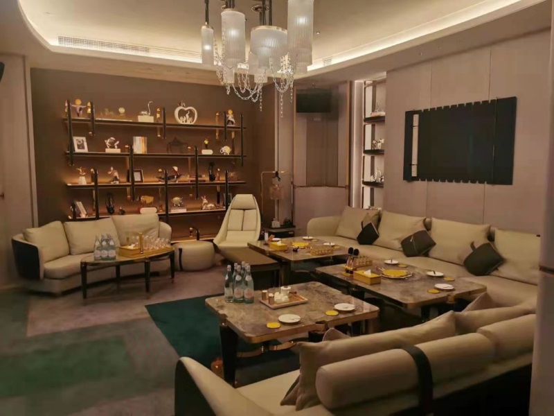 Fuyang silver cabinet ktv reservation phone how much is the price of the private room