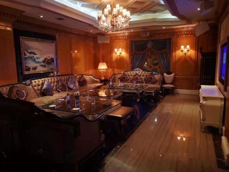 What are the fun nightclubs in Handan?