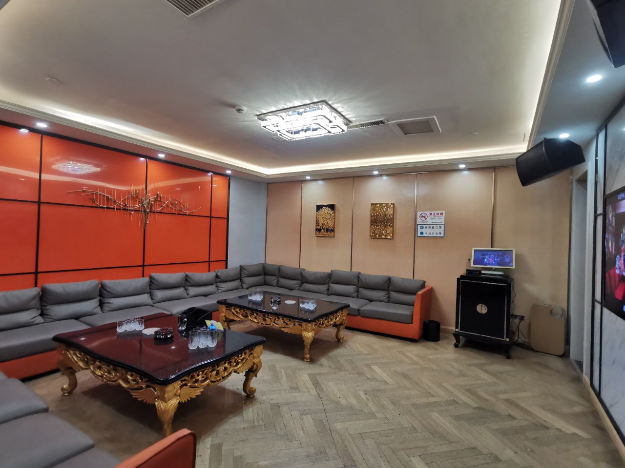 Yichun Dehehui International Nightclub KTV