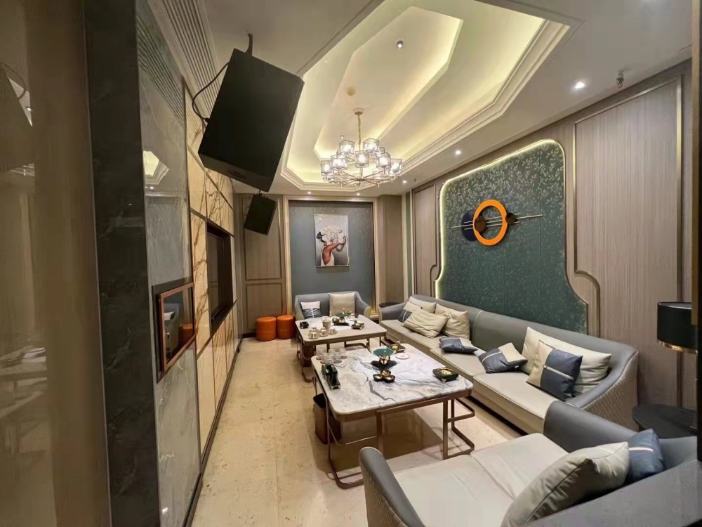 A list of the most famous nightclubs in Xi'an, this list gives you a new look