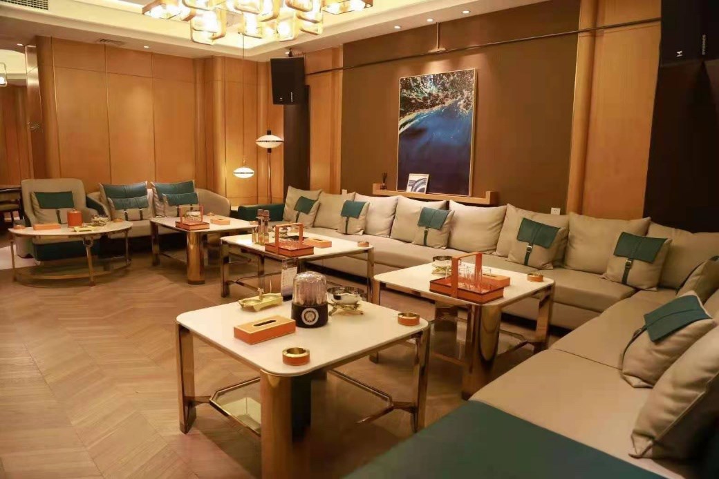 What are the nightclubs in Lhasa? A fun entertainment club in Lhasa