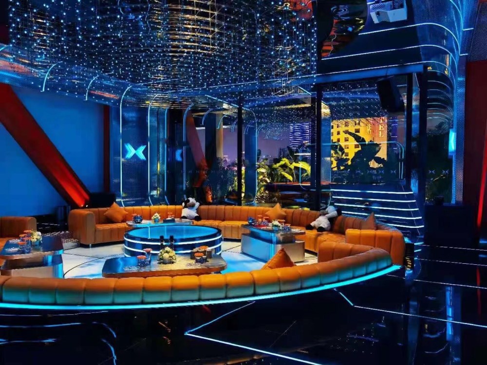 Veterans take stock of the places that Langfang has to go to famous nightclubs