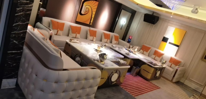 Yichang Jinsha Xingwan KTV nightclub